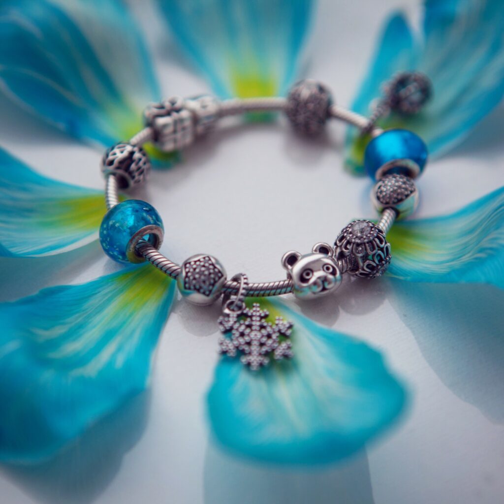 bracelet pandora fleur bleue